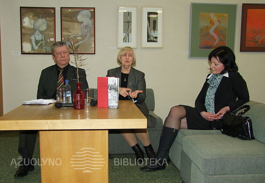 J. Šikšnelis, J. Saulėnienė ir R. Būdvytienė