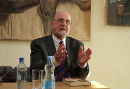 R. Marčėno knygos „Sosto papėdėje“ pristatymas