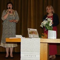 KAVB direktorė A. Naudžiūnienė ir bendruomenės centro “Žaliakalnio aušra“ pirmininkė R. Markevičienė
