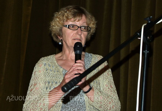 Menotyrininkė N. Lukšionytė