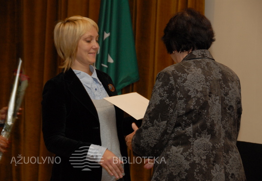 LR Kultūros ministerijos vyr. specialistės Erikos Buivydienės sveikinimai. Padėka Irenai Bartašienei