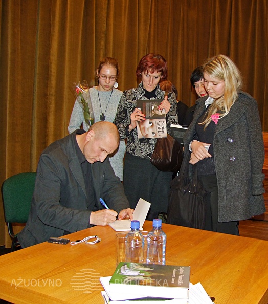 DSCF7994.jpg