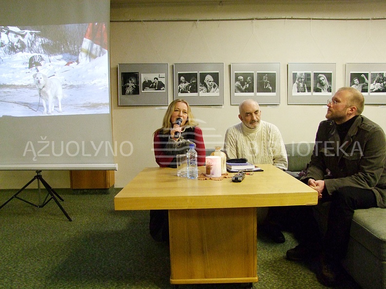 KAVB renginių ir leidybos gr. vadovė Rimantė Tamoliūnienė, Lietuvos Nepriklausomybės atkūrimo akto signataras Algirdas Patackas 