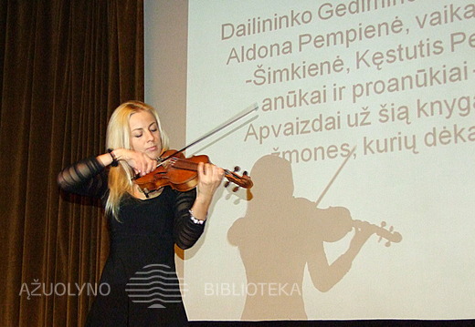 Smuikininkė Viktorija Kukauskaitė