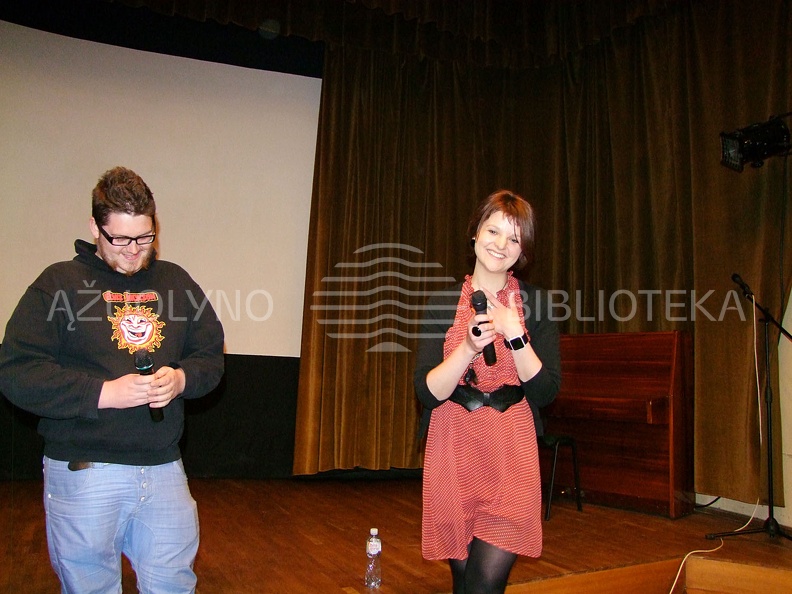 Filmo režisierius Jonas Trukanas ir KAVB kultūrinės veiklos vadybininkė Ugnė Daubaraitė