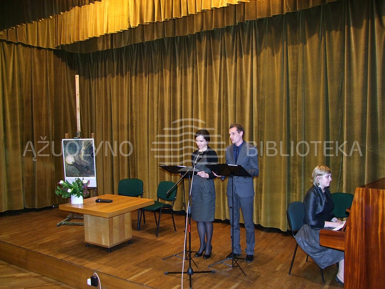Aktoriai Inga Mikutavičiūtė ir Saulius Čiučelis, pianistė Eglė Kižytė-Ramonienė