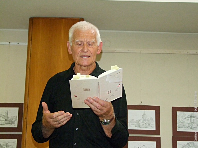Rašytojas Robertas Keturakis