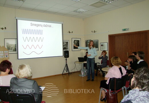 Agnė Rugienė pristato idėją „Vaikų pozityvumo ir motyvacijos ugdymas naudojant informacines technologijas“