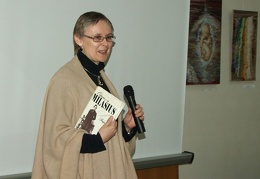 Vertėja dr. Liucija Baranauskaitė-Černiuvienė