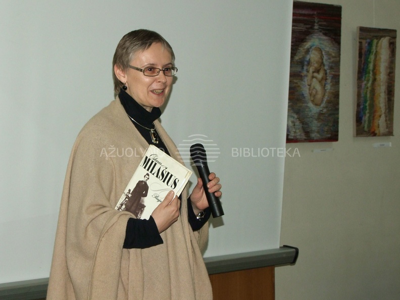 Vertėja dr. Liucija Baranauskaitė-Černiuvienė