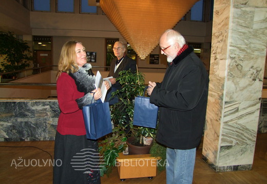 R. Tamoliūnienė ir fotografas R. Žiemys