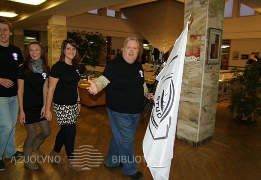 KTU FOTO studijos vadovas Robertas Misiukonis su studijos nariais