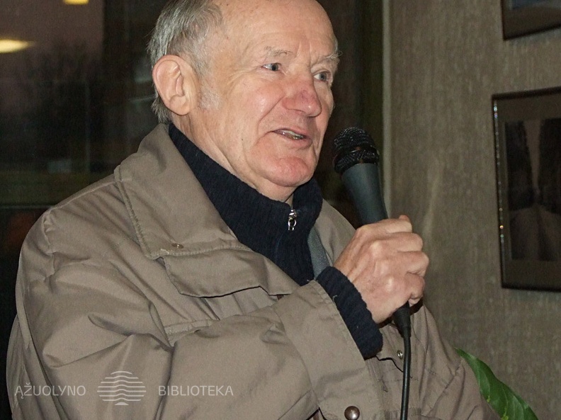 KTU FOTO studijos narius sveikina fotomenininkas Aleksandras Macijauskas