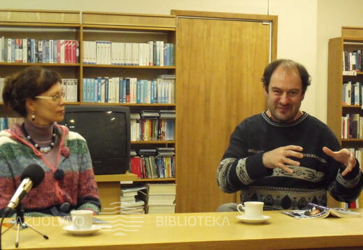 Rašytoja Saulė Zujūtė ir vertėjas Markus Roduner