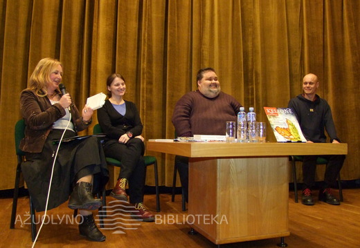 KAVB Kultūros renginių ir leidybos gr. vadovė Rimantė Tamoliūnienė ir Bernardinai.lt redakcijos nariai