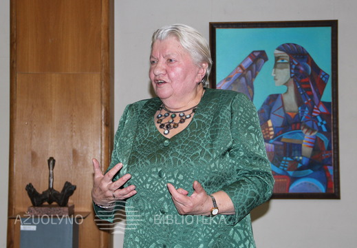 Knygos autorė prof. hab. dr. Bronislava Kerbelytė