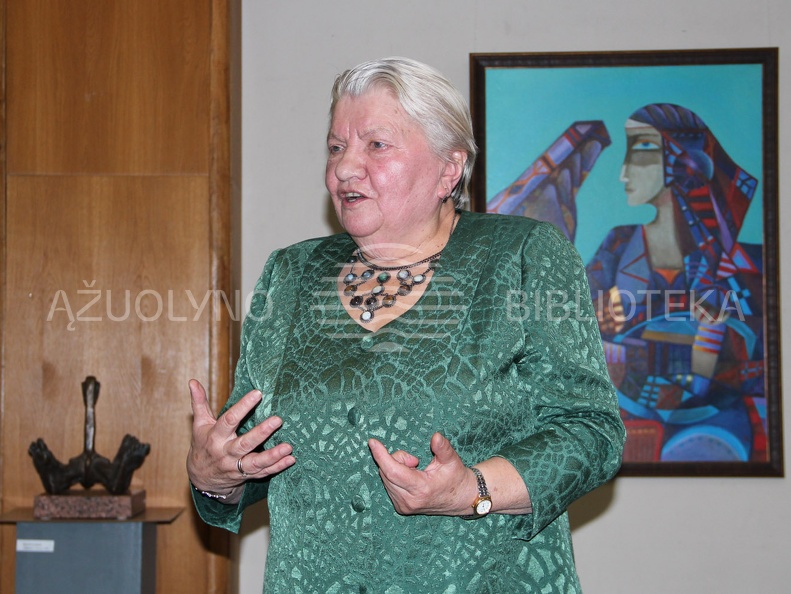 Knygos autorė prof. hab. dr. Bronislava Kerbelytė