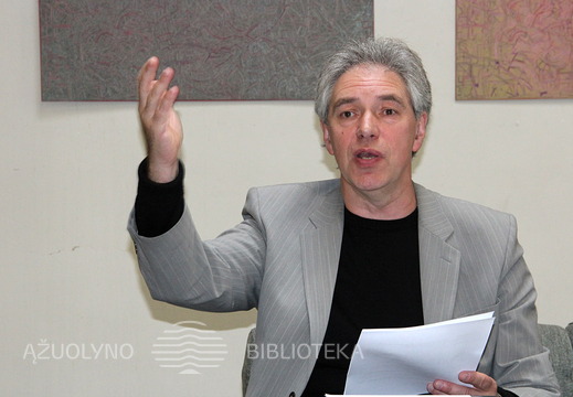 Aktorius Aleksandras Rubinovas skaitė D. Čepauskaitės pjesės „Duobė“ ištraukas