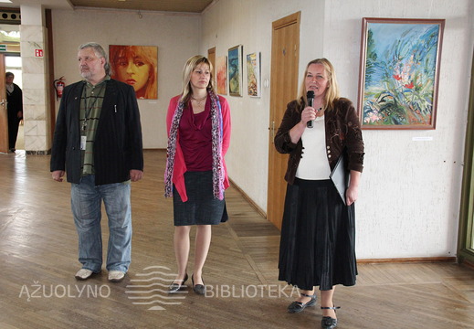 Dailininkai Saulius Kruopis ir Skaidrė Butnoriutė bei renginio vedėja Rimantė Tamoliūnienė