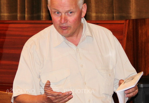 Savo kūryba dalinosi ir Aleksandras Bosas.