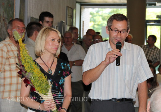 Žaliakalnio seniūnas B. Girdauskas su padėjėja