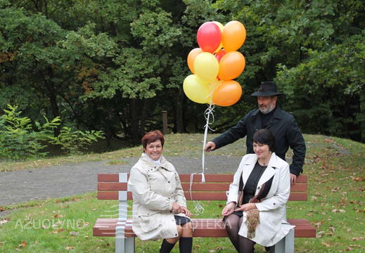 Iškilmingas naujųjų suoliukų pristatymas