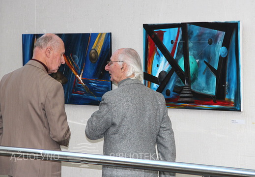 Parodos atidarymo akimirka