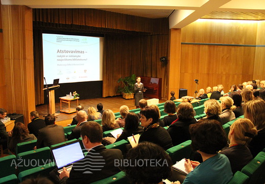 Teorinę konferencijos dalį moderavo Kauno apskrities viešosios bibliotekos viešųjų ryšių specialistė Edita Urbonavičienė