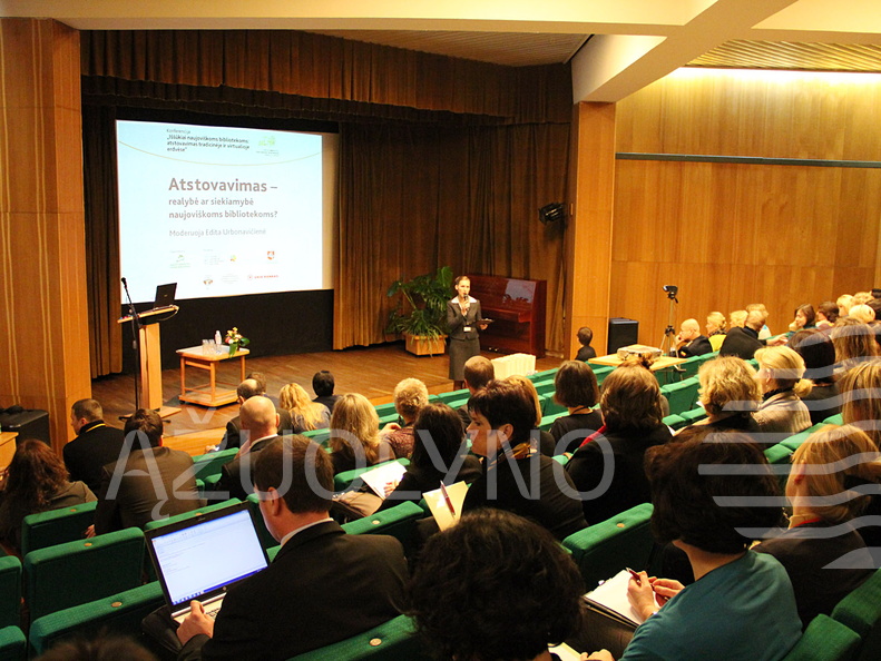 Teorinę konferencijos dalį moderavo Kauno apskrities viešosios bibliotekos viešųjų ryšių specialistė Edita Urbonavičienė