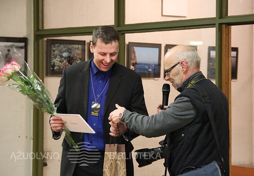 Kauno fotoklubą sveikina Kėdainių fotografijų draugijos atstovai