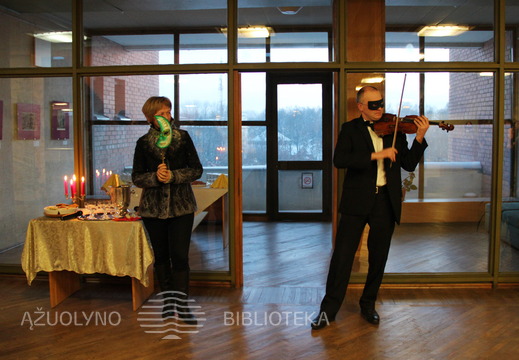 Nuotaiką skaidrino muzikiniai intarpai