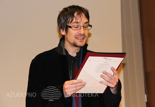 Prancūzų poeziją originalo kalba skaitė prncūzas menininkas Gilles Vuillard