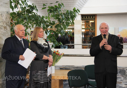 Parodos organizatoriai dailininkai Vytautas Lagunavičius ir Vilius Slavinskas