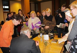 Autografų dalybos