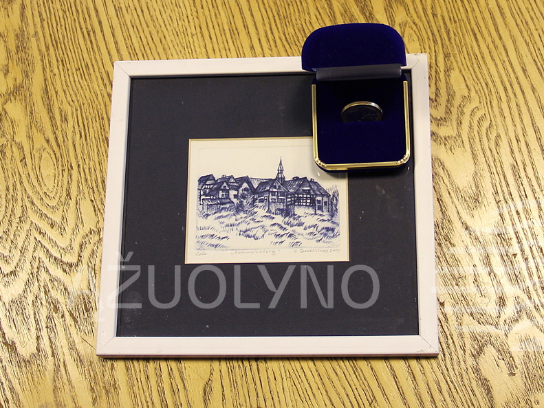 1 euro premija ir V. Tamoliūno grafikos darbas laureatui