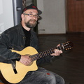 Gitaros garsais jaukią atmosferą kūrė Gintautas Velykis