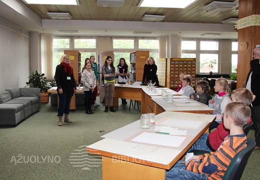 Dalyvavo Žaliakalnio dienos centro vaikai (8 - 10 m.): Lukas, Elena, Justinas, Adolis, Santa , Tadas, mokyt. Zita Jekinevičienė