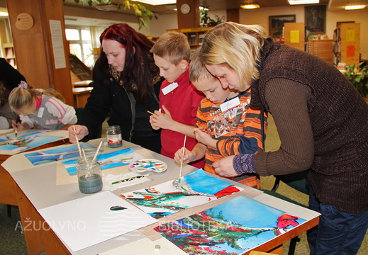 bibliotekos darbuotojai ir dailininkė
