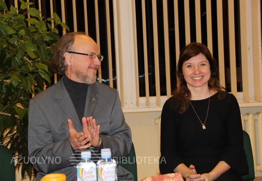 Kun. prof. Romualdas Dulskis ir doc. dr. Lina Šulcienė