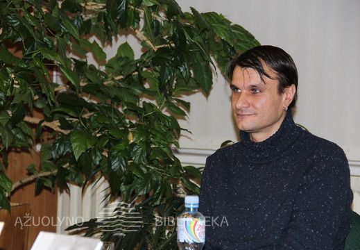 Poetas, eseistas, dainų tekstų autorius, žurnalistas Rimvydas Stankevičius