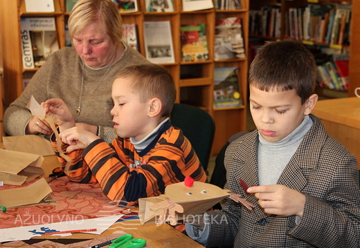Norėjome sudominti dienos centro vaikus ir leisti jiems pabūti kūrėjais