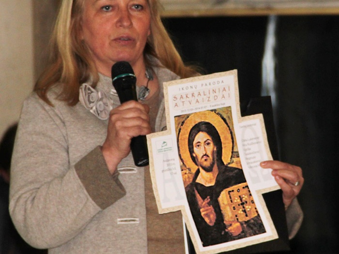 Renginį vedė KAVB Kultūros renginių ir leidybos grupės vadovė Rimantė Tamoliūnienė