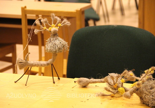 Biblioteka kvepėjo pievomis ir miškais