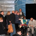 Dalijami autografai