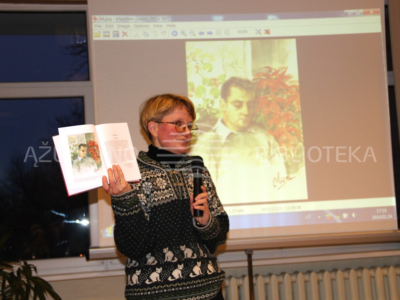 J. Kriūnienė rodo tik šiam vertimui ir leidimui Iano Vorreso pasiūlytą paties portretą, tapytą Kunigaikštienės