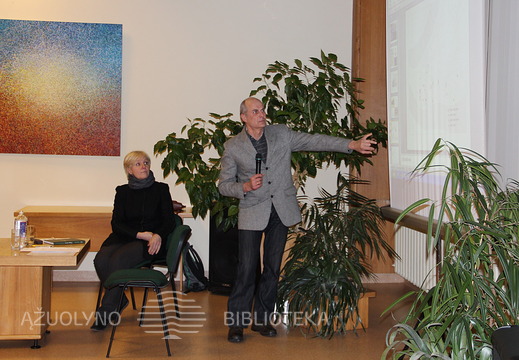 Diskusijos dalyviai diskutavo tema "Paveldas, kaip kultūros atmintis"