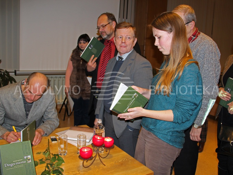 Autografų belaukiant