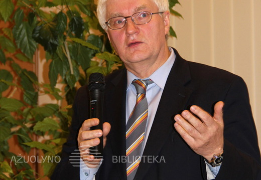 Žurnalistas V. Kavaliauskas