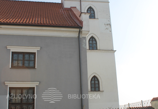 Vokiškų diskusijų klubo nariai prie Kauno evangelikų liuteronų Švč. Trejybės bažnyčios