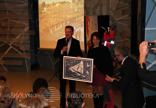 Buriuotoją sveikino gausus būrys kolegų ir draugų